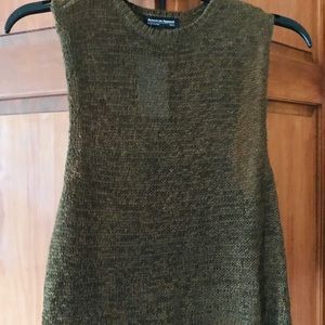 Sweater NWT